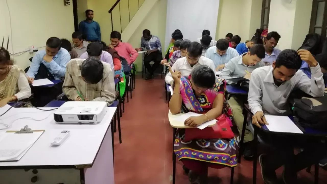 ezgif.com-gif-maker (7)